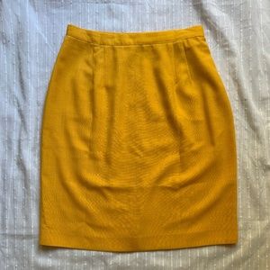 Perfect Yellow Pencil Skirt (Vintage)